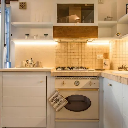Apartment Td Casa Reina In The Historic Center With Terrace Polignano a Mare